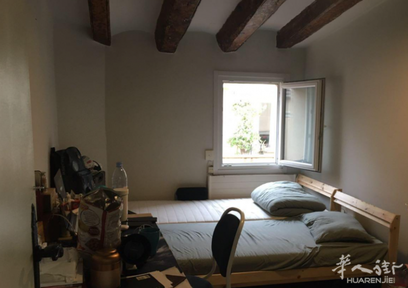 🏡巴塞单间出租，地铁3路2路中心la rambla兰布拉大道旁