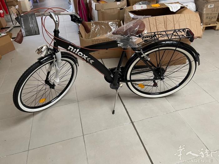 老外大牌新自行车原价299€特价促销159€半价出售地址legnano 加微信，