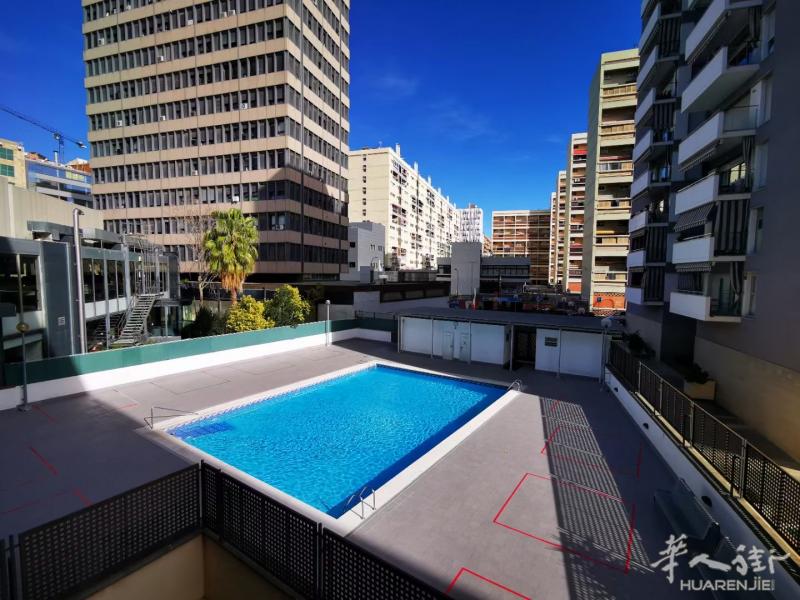 巴塞罗那Ciutat de la Justícia三室一厅两卫900欧
