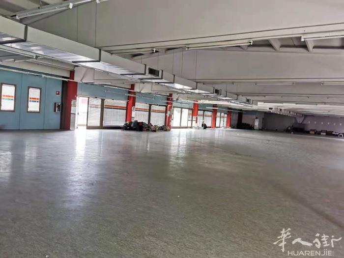 空店出租 近arona 地址  via borgomanero, 52, 280
