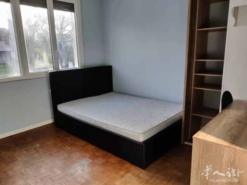 94 vitry sur seine studio 580欧