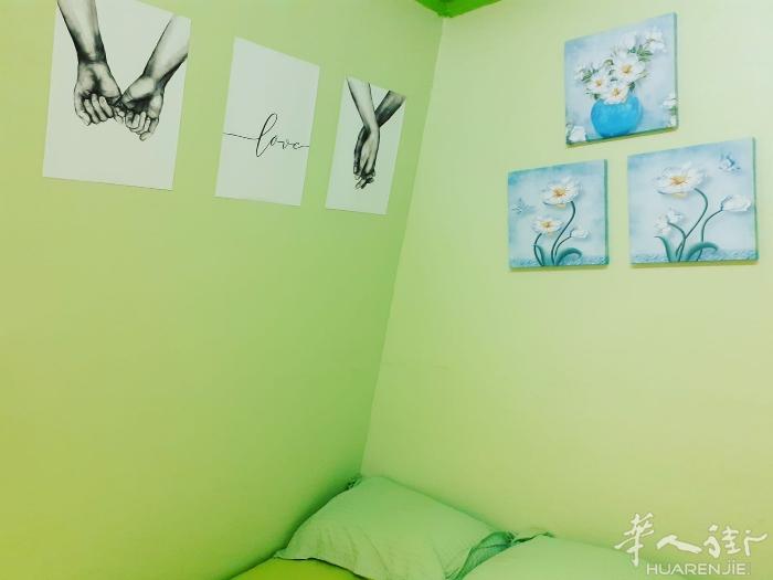 巴黎民宿日租/周租/月租/小时租，老佛爷旁独立Studio，四楼步梯，光纤网络