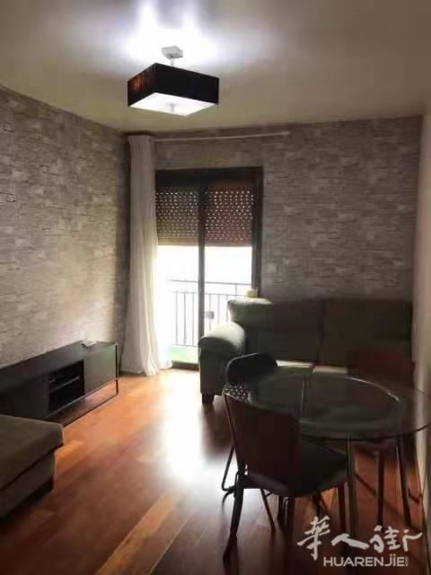 地铁l5 giagonal附近