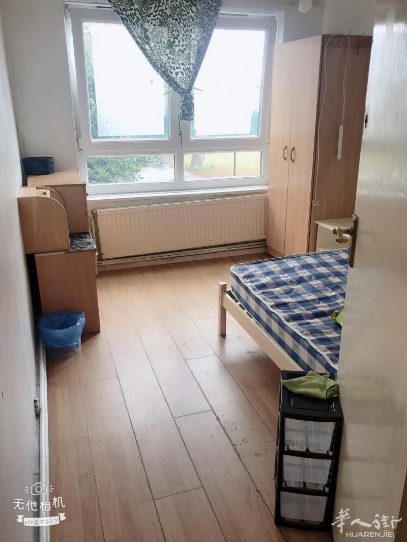 Turnpike lane 双人间100磅