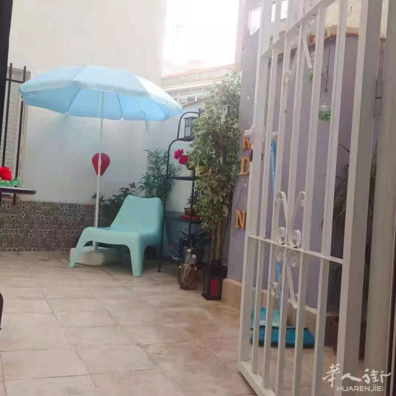 富人区2路6路地铁Manuel Becerra单间出租,,,,