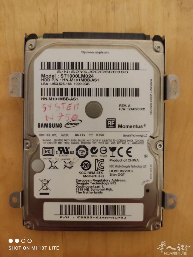 转让一个2.5吋机械硬盘，内置1TB, 20€