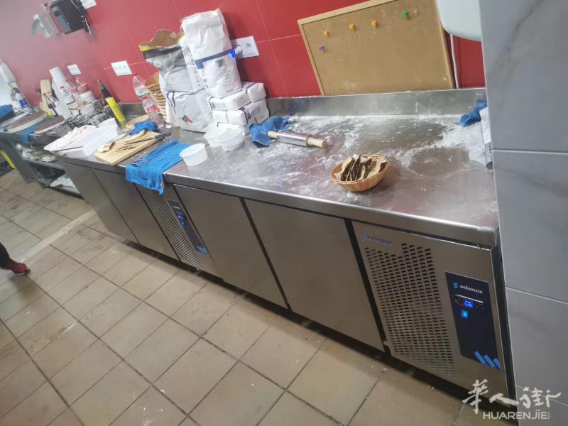 出售专业餐饮设备,酒吧厨房厨具,寿司店设备,超市制冷设备等