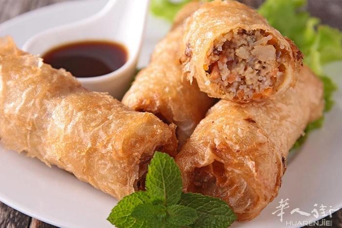 出售餐馆，外卖店，自助餐，用的牛油（bœuf fromage)，和鸡丸，和春卷