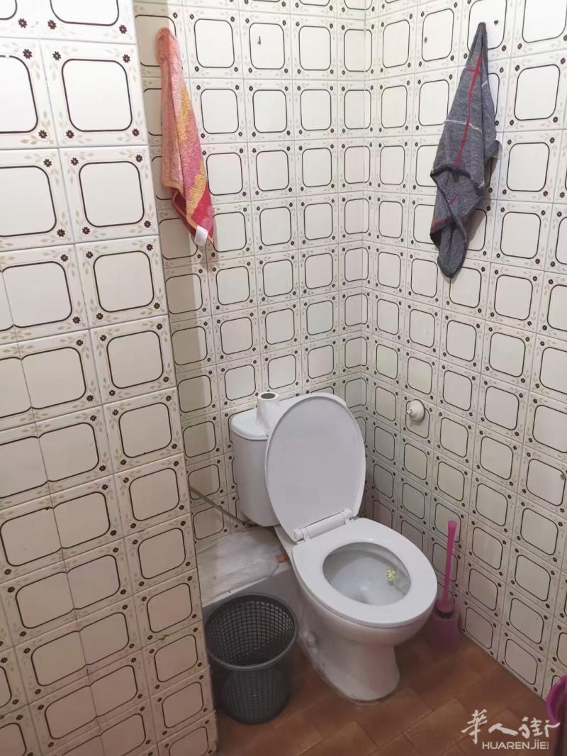 6号线Usera3室1厅包物业水