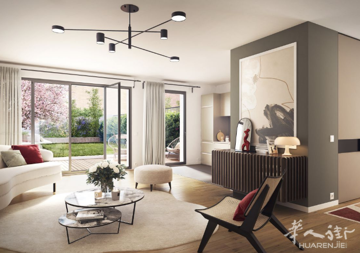 巴黎92省Clichy一室一厅，地铁13号线Mairie de Clichy350米.9分钟直达小巴黎市中心圣拉扎尔