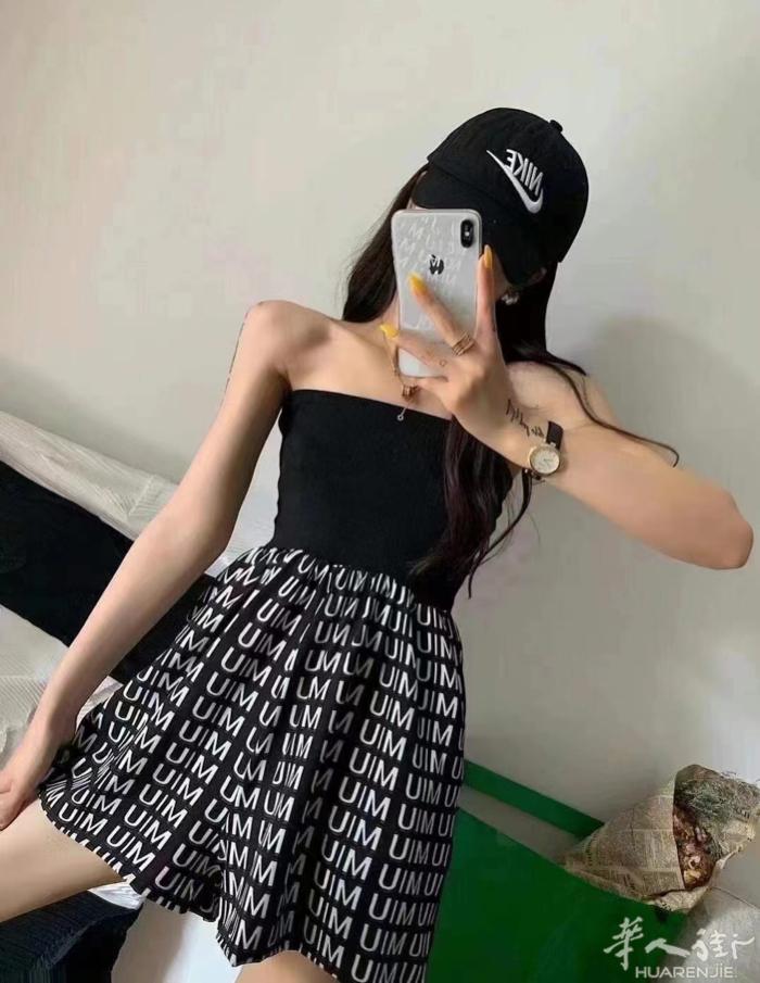 各种风格精品女装，童装，25.99，超值，还有瘦身神器。添加微信：1356683