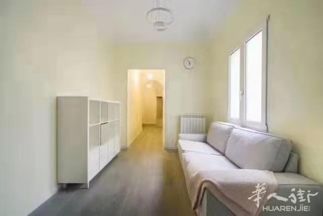 2/5号线Ventas大床房带独卫500欧