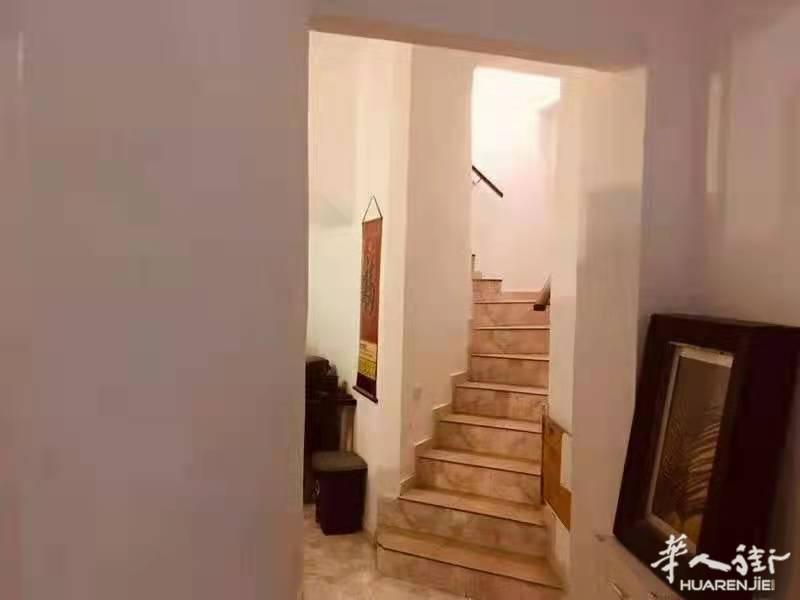 降价啦!巴塞市中心 sants 火车站附近