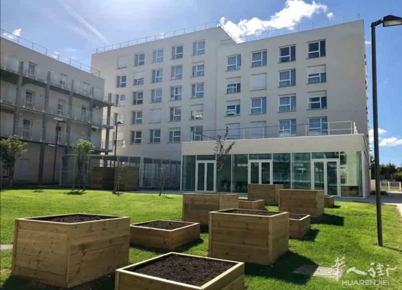 近亚眠大学的舒适公寓-500欧全包-9月起租