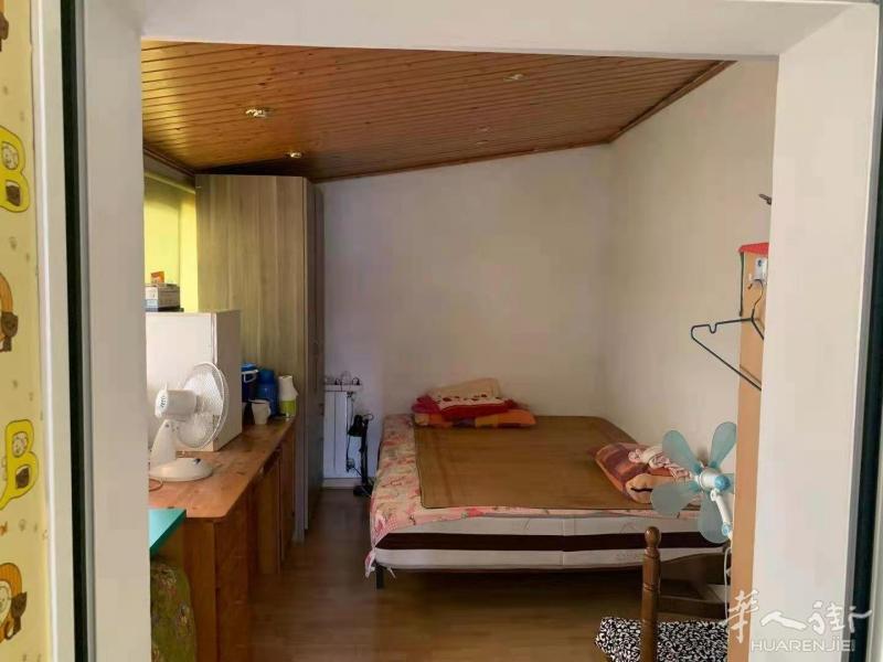 巴塞两个单间出租，L2 antigua sant adria