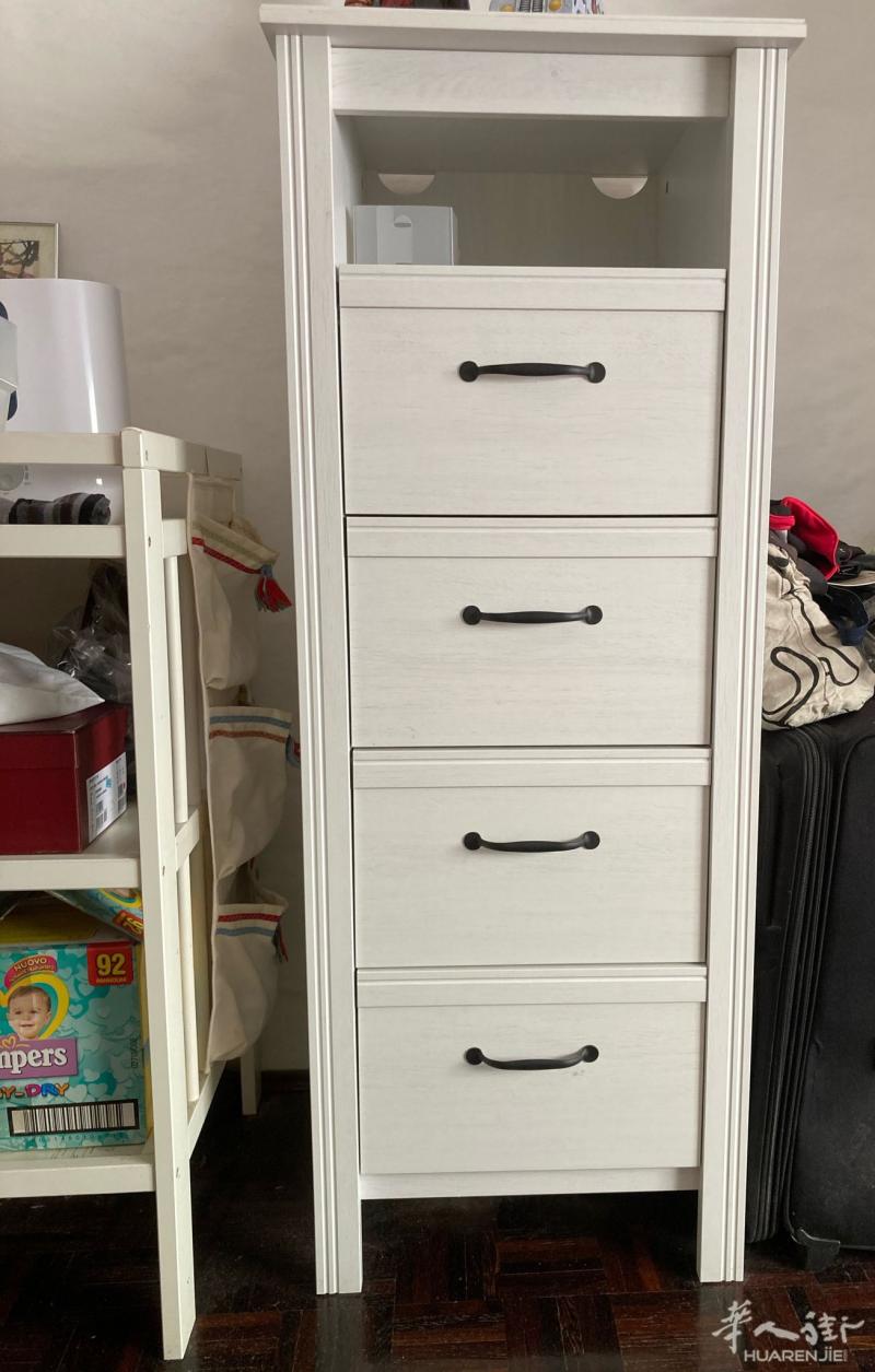 IKEA 白色四抽屉超新 米兰自提