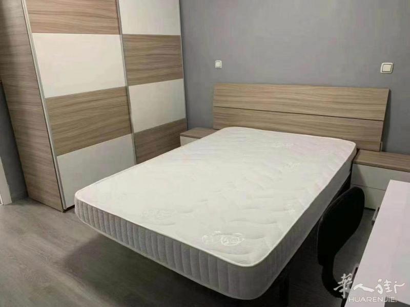 Estrecho 三室两卫整租1200€