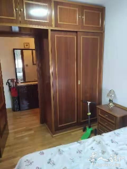 6号线Oporto3室1厅整租700