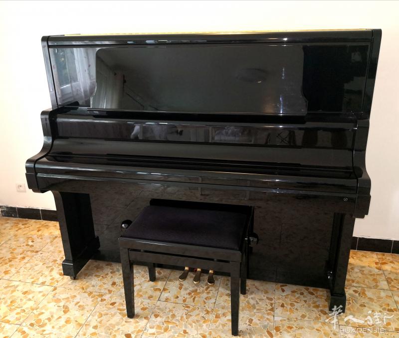 Kawai 立式钢琴 US-6X (K-800 的旧版)