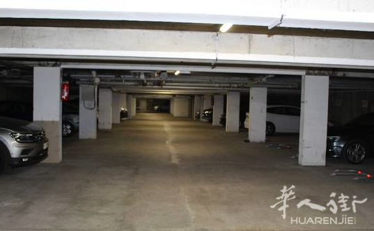 94 Villejuif 新房车库(parking变成boxe)出租