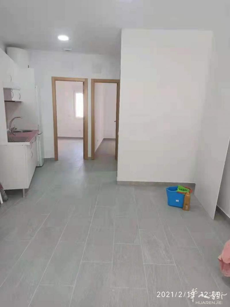leganes3室1厅整租750包物业水