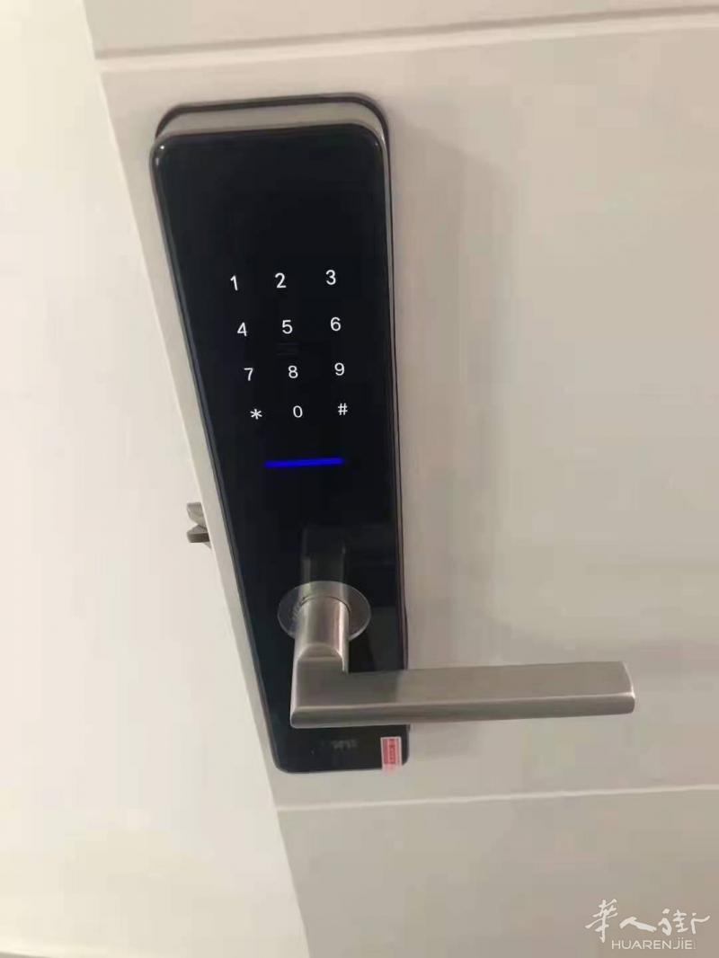 6号线Usera单身公寓550