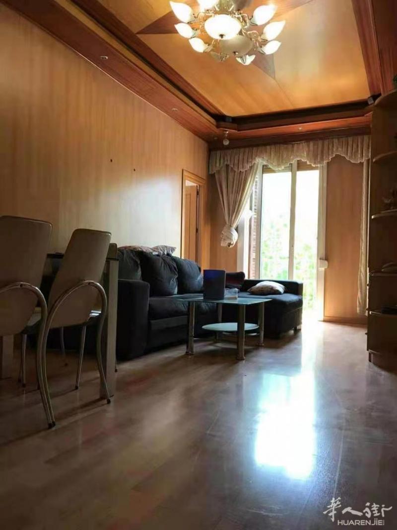 巴塞整租，1路地铁Rocafort附近z
