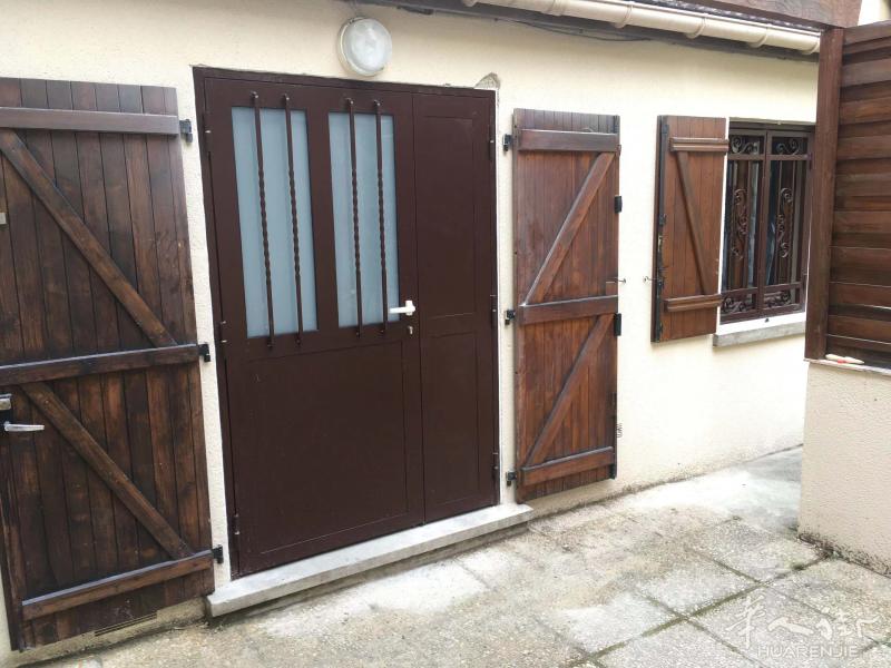 24m² STIDIO +21M² 院子近地铁站7号线Pierre et Marie Curie 一分钟