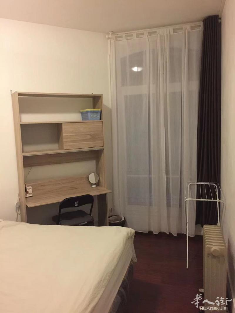 Paris(75011) 单间分租 房东直租 巴黎11区 安全安静靠大街 单间出租