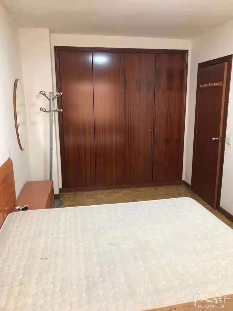fuenlaburada3室1厅95平整租590