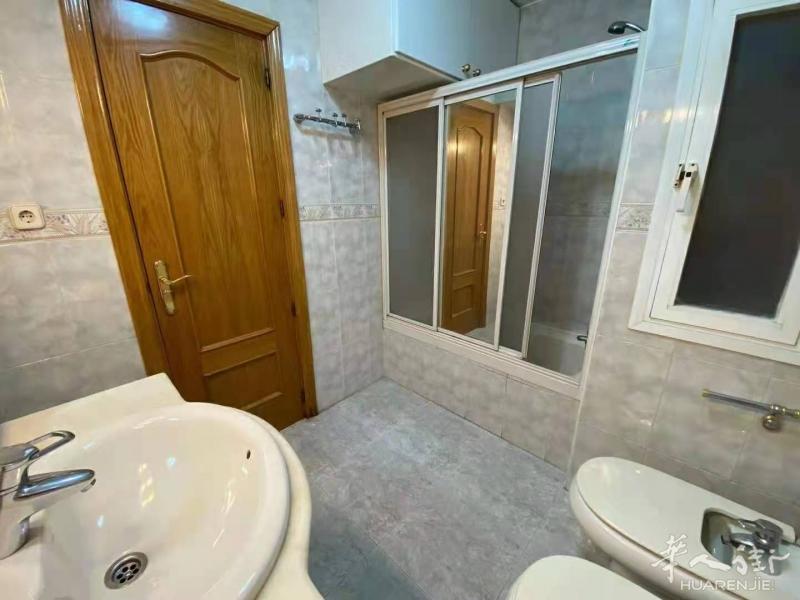 马德里地铁6号线alto de Extremadura，，
