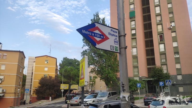 Madrid【房东直租】6号线/11号线 Plaza Elíptica, Usera 新装修高档三房一厅租金850€ 整租 包物业,包水 包网络;提供住家证明
