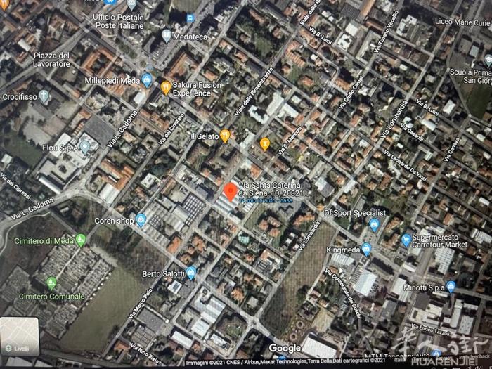 米兰边 meda 工业区有老外 厂房/店面 出售 ，一共 6570 mq （44