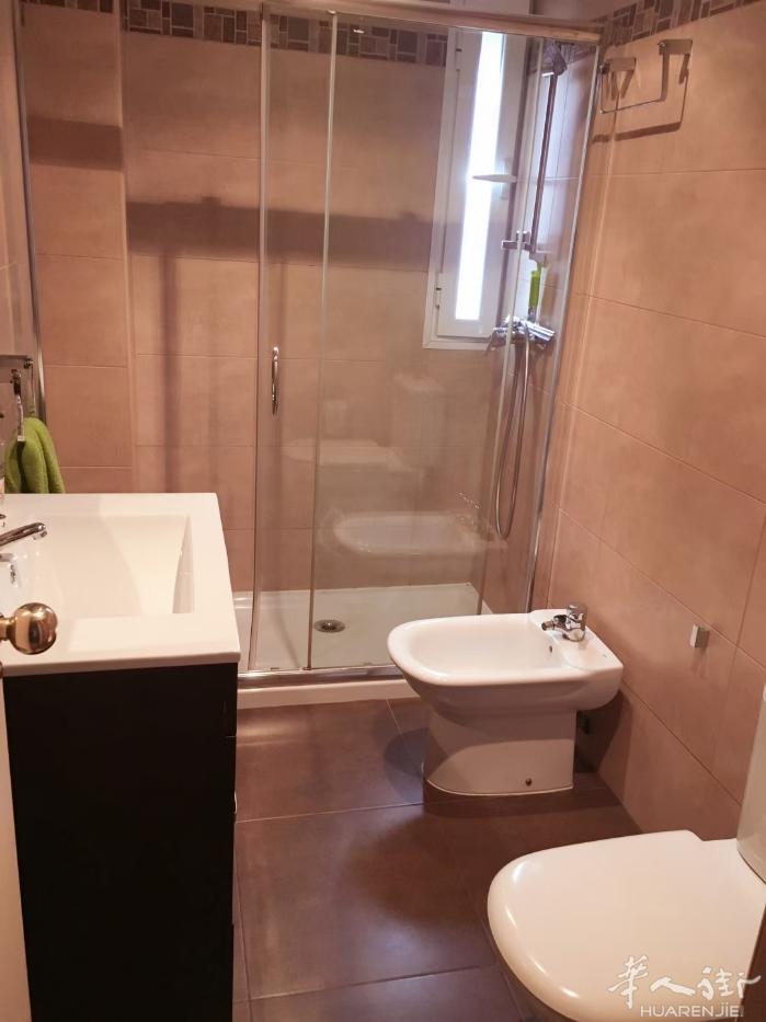 🏡中部6号线Alto de Extremadura 两单间出租 距离地铁口步行