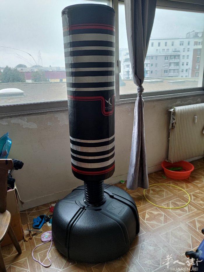 打拳的买的时候250，买了都没有，孩子去上班了放在家里没有用，自取有需要的打电话