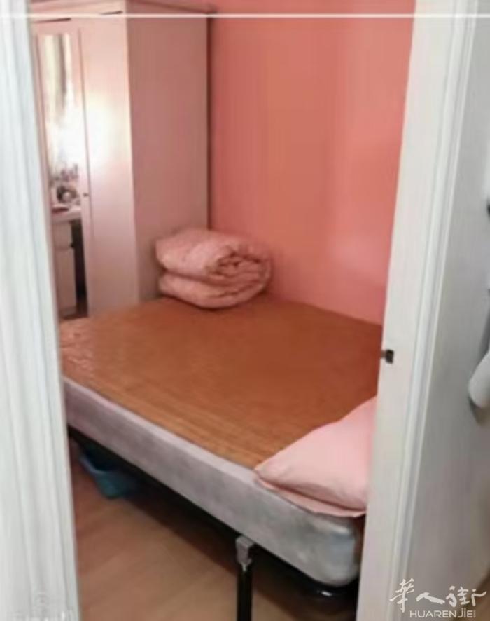 🏡马德里1路地铁nueva numancia有大床单人房出租， 1号线直达市中