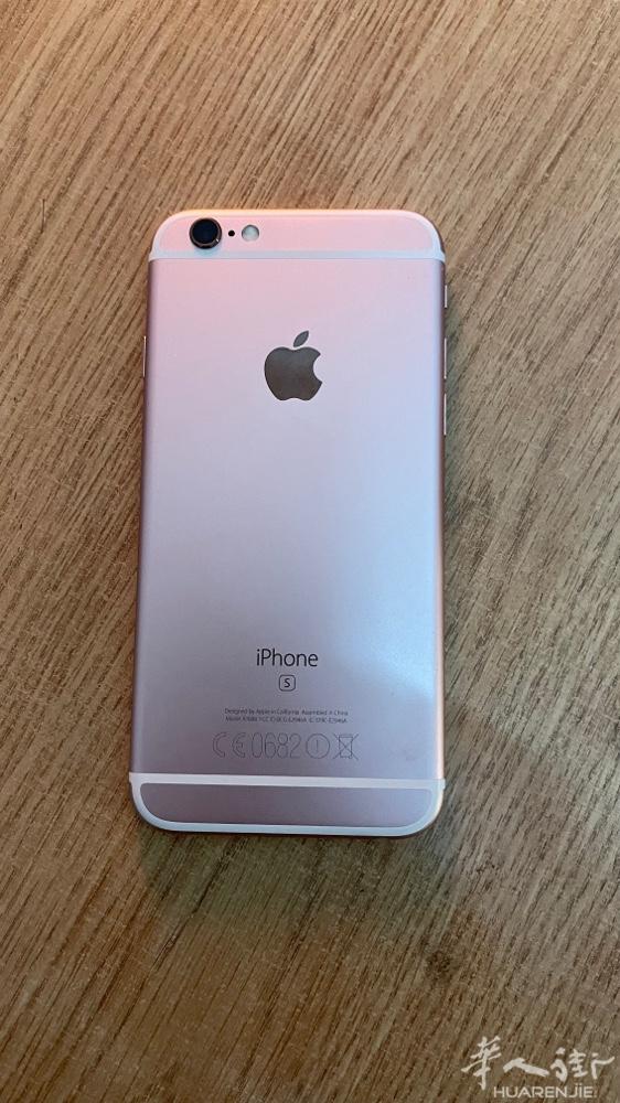 苹果6s. 64G。95新，75欧。 微信IBIZA448联系