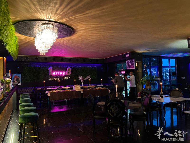 贝加莫附近的接送餐厅