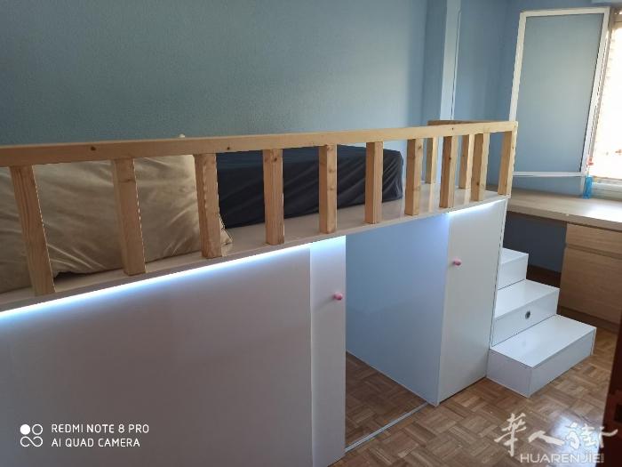 🏡马德里Getafe 卡三体育场旁边单间出租 房型是3室1厅1，地铁口juan