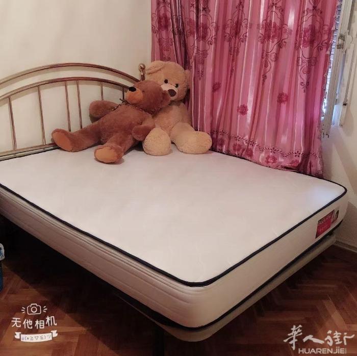 🏡马德里5路CARABANCHEL大房间出租， 房子安静干净，住家人少，家具齐