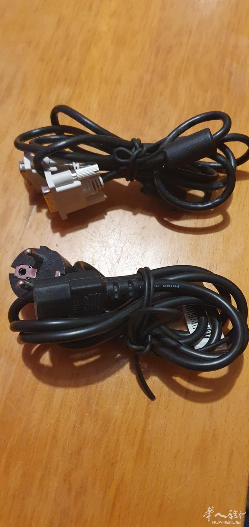 出售电脑源线和电脑数据线DVI