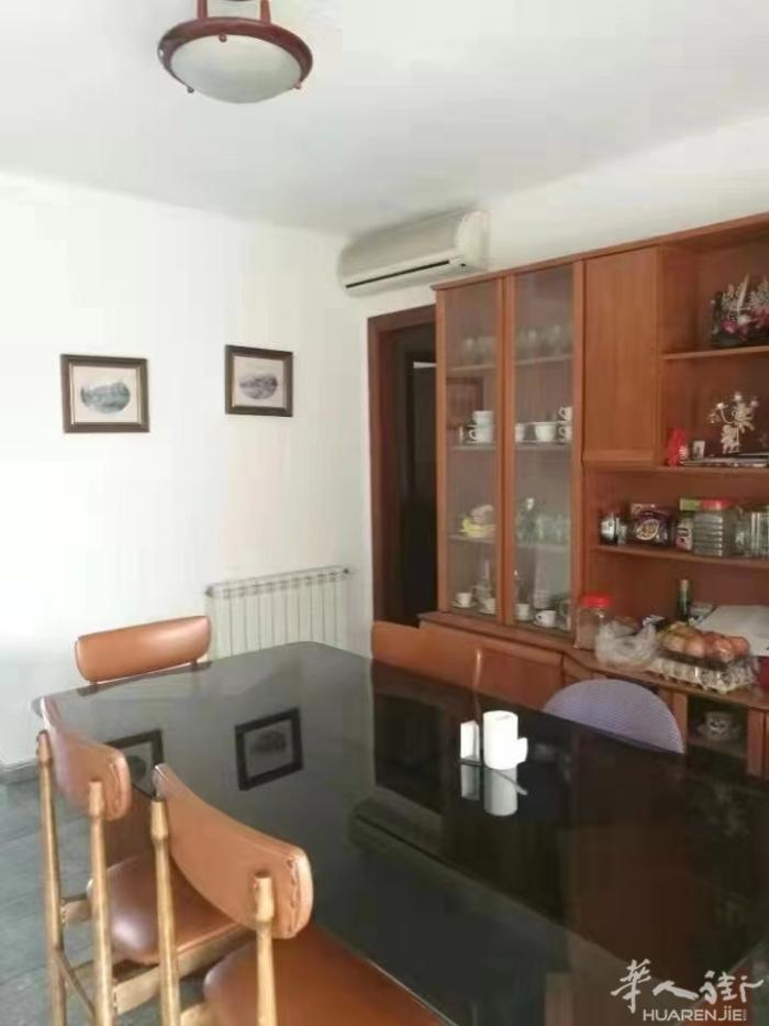 🏡巴塞单间出租，巴塞罗那UAB balletera 校区附近，房子4室1厅1卫