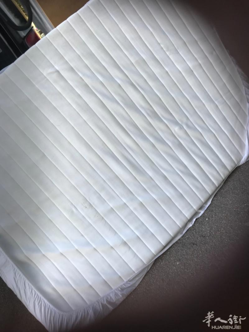 巴黎售二手双人床及洗衣机送货上门