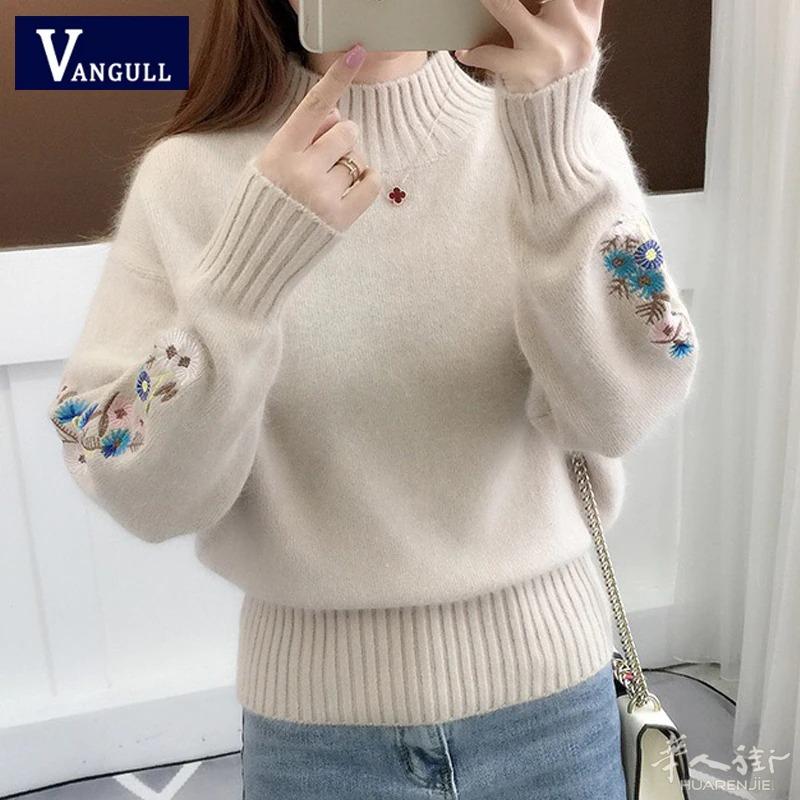 女式高领长袖厚毛衣，花卉刺绣针织，2021 秋冬新品系列   外省可以邮寄，更多图片请加微信号  + 微信 631961275