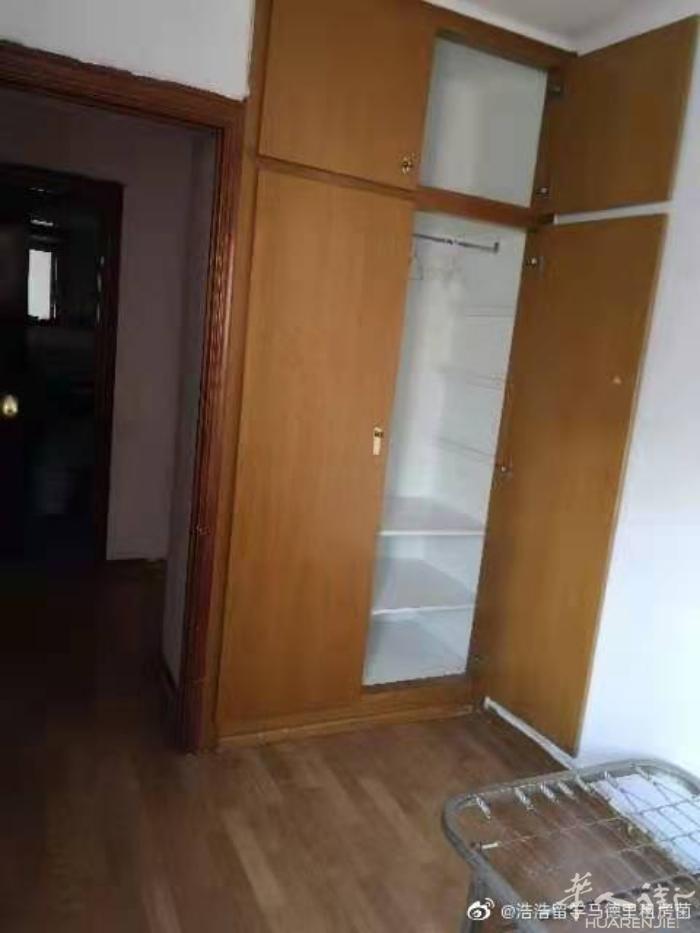 🏡巴塞单间，1路地铁Can.Serra.和5路地铁Can.Vidalet。公交