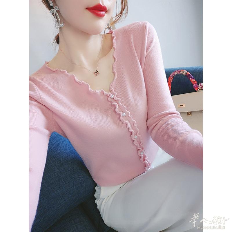 秋装2021年新款女装修身针织衫钉珠木耳边v领毛衣打底衫气质上衣   预定款三个星期到货 外省可以邮寄，更多图片加  + 微信 631961275