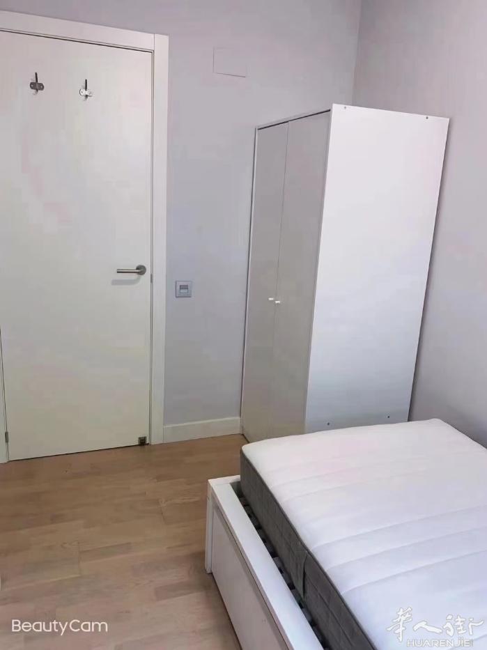 ，巴塞罗那Carrer francesc boix I campo 3-5，房子