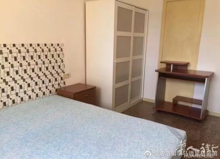 🏡 Gran Vía大街，地铁5号Rambla Badal 附近，大床房，阳光