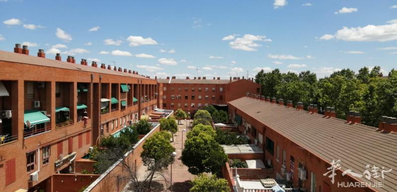 胡卡V校区、马理工【房东直租】阳光房、双卫、车站对面、Alcalá大学