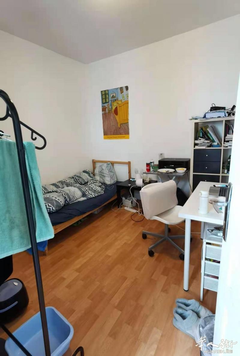 Belleville 站 2分钟，交通便利 无中介费 家具齐全